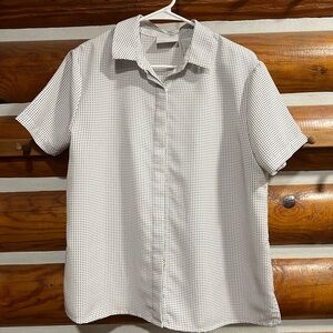 Jaclyn‎ Smith Women’s Black and White Patterned Short Sleeve Shirt